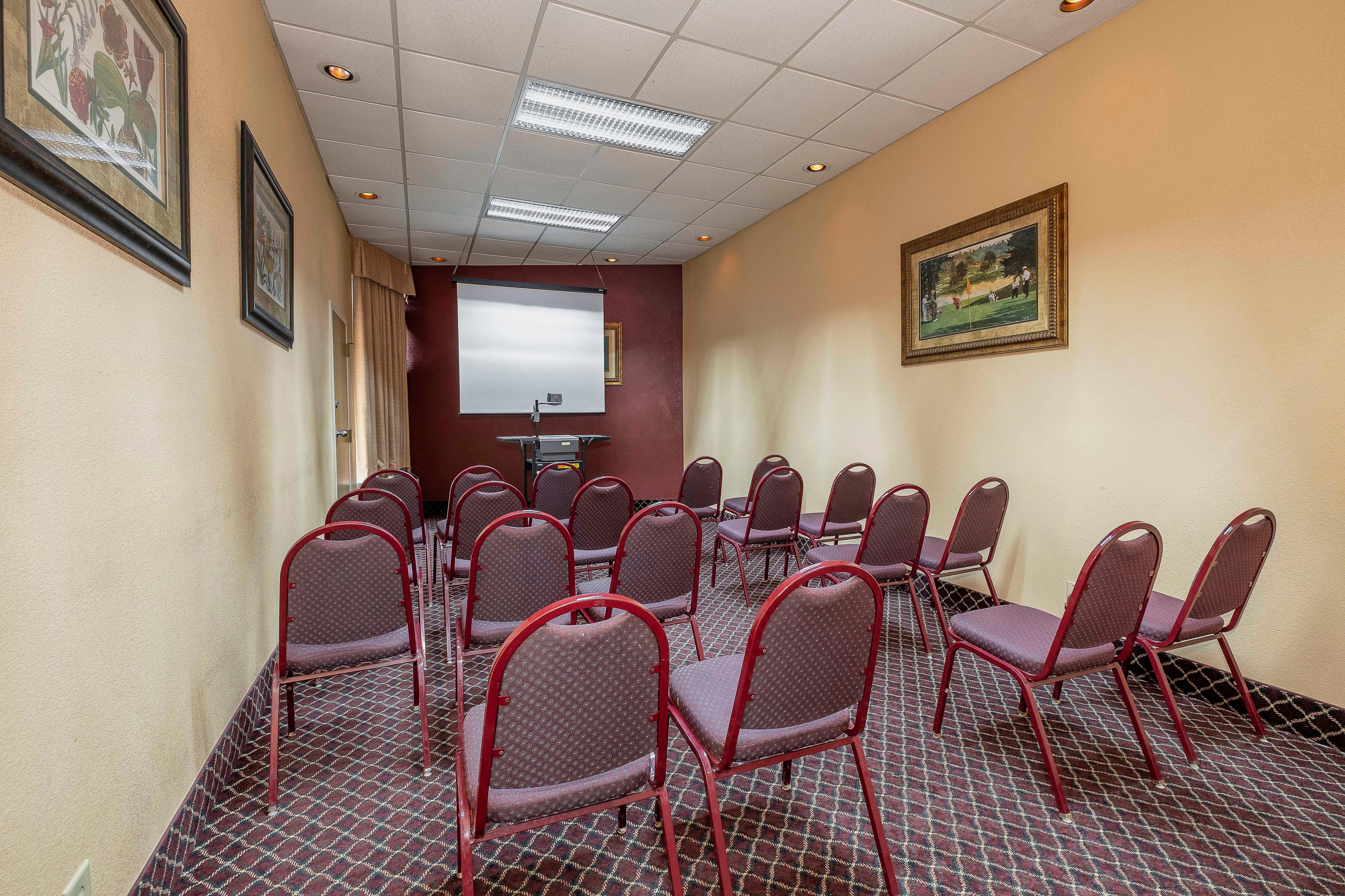 Red Roof Inn & Suites Мейкон Экстерьер фото